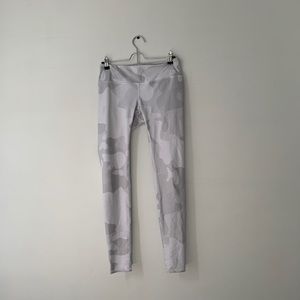 Airbrush Leggings- Alo Yoga